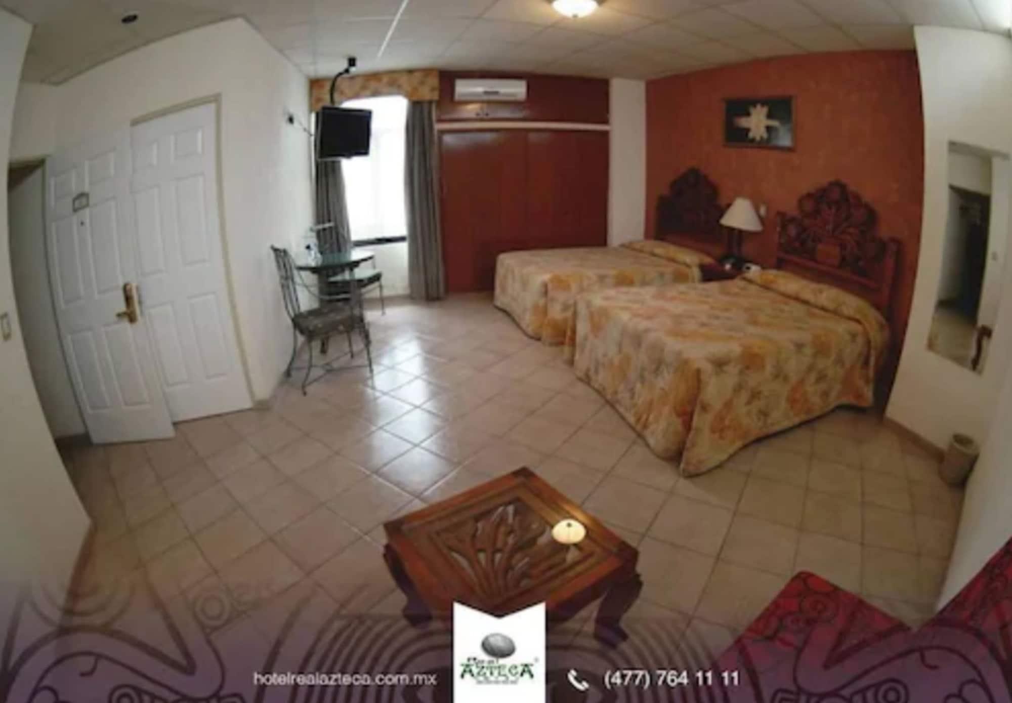 Hotel Real Azteca Boulevard Леон Екстериор снимка