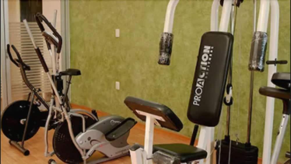 Hotel Real Azteca Boulevard Леон Екстериор снимка